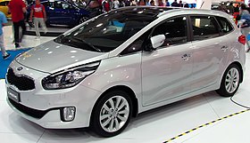 Kia Carens 2013 (cropped).jpg